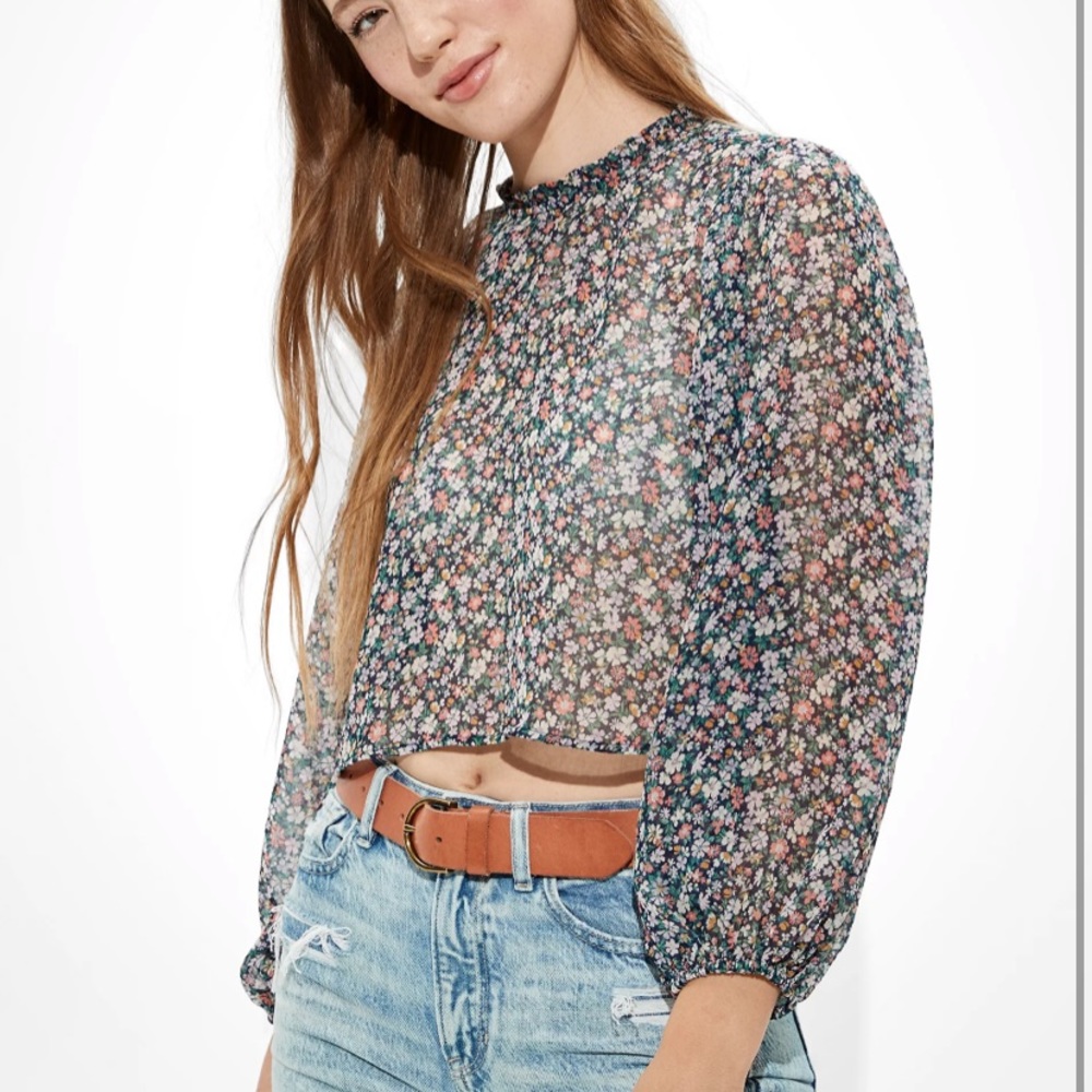 AE floral top